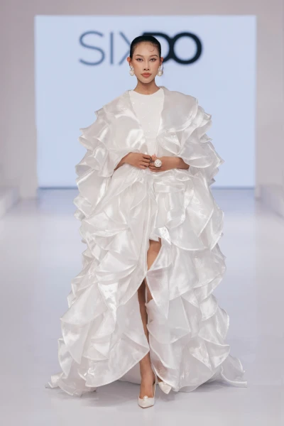 fashion-show 0797SIXDO WEDI FOTO KIENGCAN .jpeg